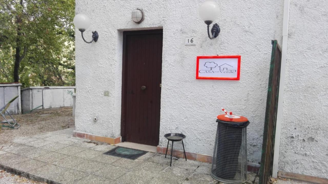 Casa Nel Verde Terni Exterior photo